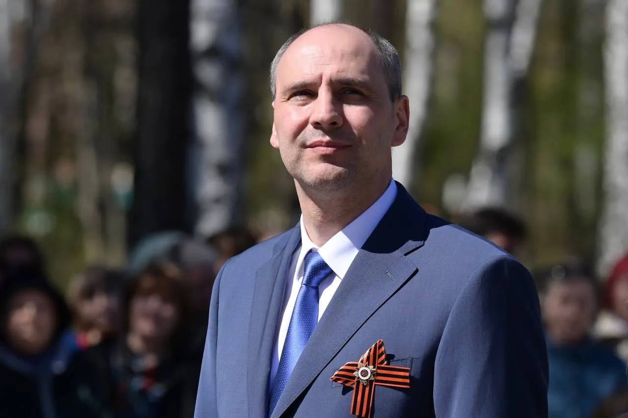 Глава региона сообщил о перспективах летающего транспорта и необходимости новой инфраструктуры, одновременно в городе обсуждают сроки второй ветки метро.