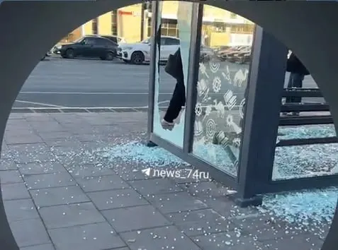 За мелкое хулиганство его арестовали на 14 суток, сообщили в полиции.