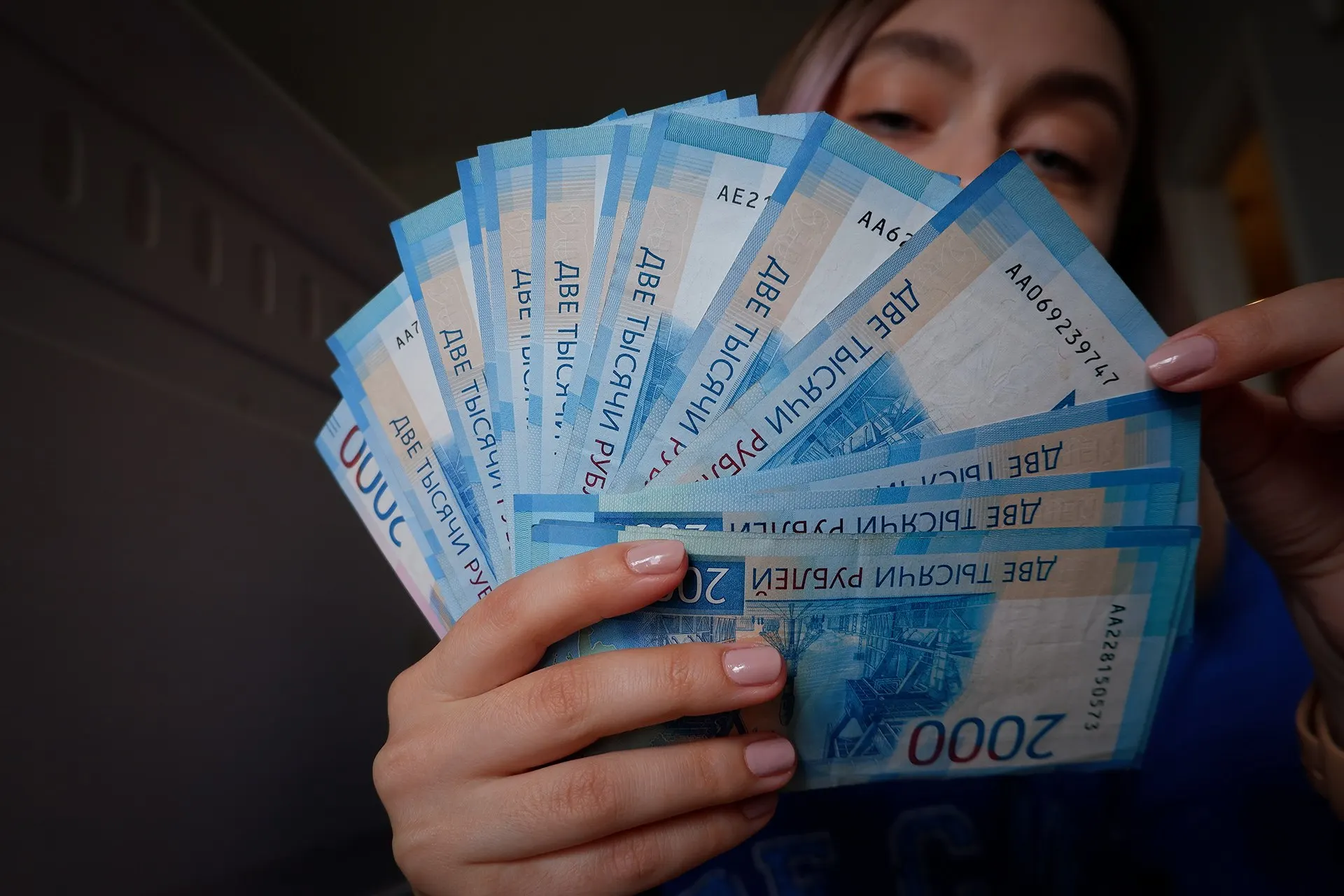 Разбор предлагаемого налогового сбора: кто заплатит и как это скажется на экономике и на повседневной жизни россиян.