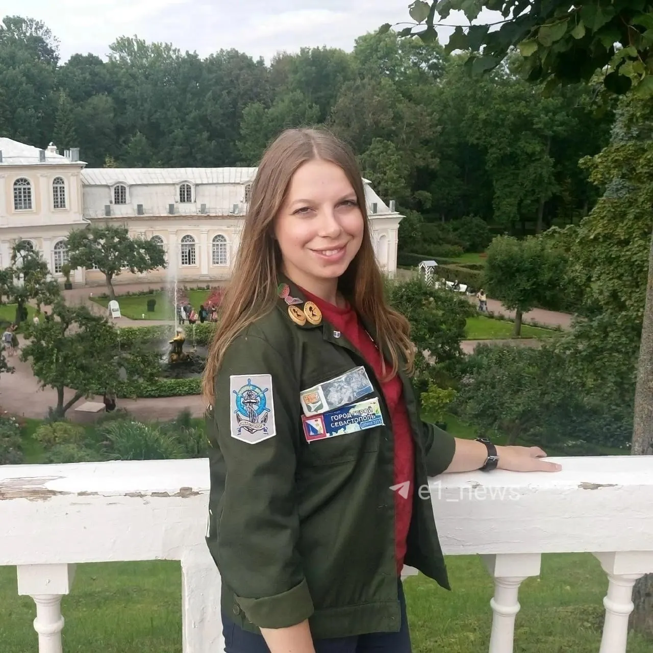 25 октября в Санкт-Петербурге мужчина расправился с двумя близкими и пытался избавиться от супруги; пострадавшая выжила и сейчас находится в реанимации.